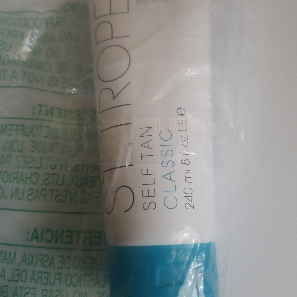 NEW ST. TROPEZ FULL SIZ SUNLESS TANNING LOTION